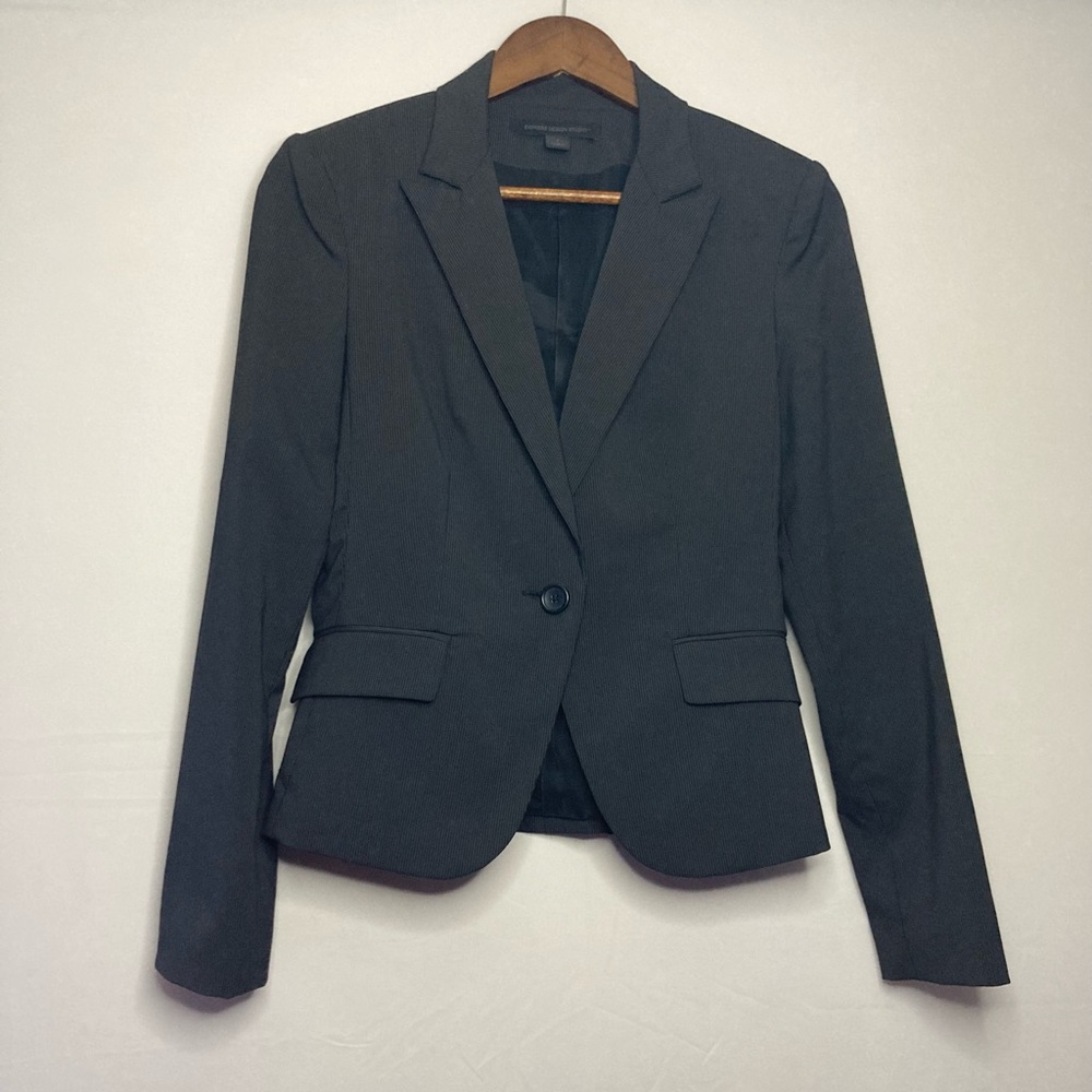 Express Design Studio Blazer size 4